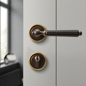 Poignées <span class=keywords><strong>de</strong></span> <span class=keywords><strong>porte</strong></span> <span class=keywords><strong>de</strong></span> luxe <span class=keywords><strong>en</strong></span> alliage <span class=keywords><strong>de</strong></span> zinc massif, style rétro, serrure française silencieuse à base magnétique ronde, finition <span class=keywords><strong>bronze</strong></span> antique - Product Image 3