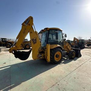 ขายรถตักล้อยางมือสอง JCB 3CX ขนาด 8 ตัน รุ่นปี 2020 กำลังมอเตอร์ 63 กิโลวัตต์ พร้อมเกียร์ ปั๊ม แบริ่ง เครื่องจักรกลงานวิศวกรรมก่อสร้าง - Product Image 1