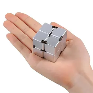 Puzzle kubus tahan lama indah dekompresi mainan tak terbatas Magic Cube untuk dewasa anak-anak Fidget mainan antistres kecemasan meja mainan