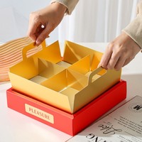 Boîte à gâteaux 4 tasses avec plateau doré et couvercle en plastique transparent 8.2x8.2x4 pouces Boîte à desserts