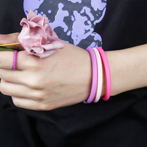 Factory Spot Simple Niche Silicone Bracelet <b>Plain</b> <b>Ring</b> Small Round Anti-Lost Unisex Independent Packaging - Product Image 3