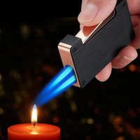 Briquet en métal à double flamme, nouveau, en gros, logo personnalisé, briquet à gaz butane, coupe-vent, torche à cigare