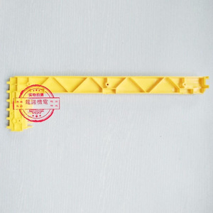 Tira de plástico amarilla para escaleras mecánicas SCS3199000102, pieza de marco de escalón de aleación de aluminio BK-211 para escaleras mecánicas - Product Image 3