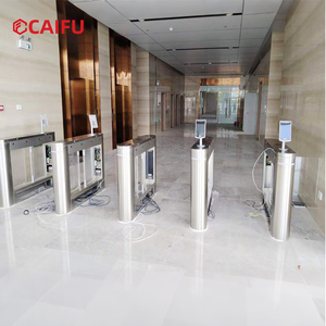 Sistema de Control de Acceso para Edificios de Oficinas y Bibliotecas con Puerta Batiente de Acero Inoxidable, Lector de Tarjetas y Reconocimiento Facial - Product Image 5