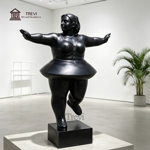 Famosa Escultura Moderna de Mujer Gorda Bailando en Bronce Negro para Arte Público Urbano - Product Image 1