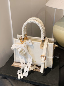 Nouveau Sac Bandoulière Polyvalent Haut de Gamme 2026 – Tendance et Super Populaire, Sac à Main et Petit Sac à Épaule - Product Image 3