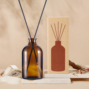 Boca pequeña redonda vacía 100mL ámbar vidrio fragancia Aroma Reed difusor botella de <span class=keywords><strong>Perfume</strong></span> con palos naturales - Product Image 1