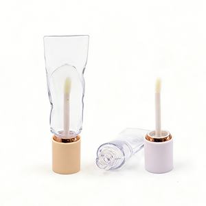 Tubos de Lápiz Labial Vacíos Personalizados de 4 ml, Envases Cosméticos Únicos y Bonitos, Tubos Transparentes para Brillo Labial con Caja y Logotipo - Product Image 4