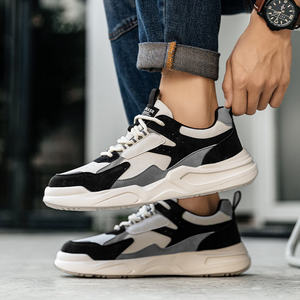 Zapatillas deportivas para hombre, antideslizantes, de malla transpirable, ligeras, estilo casual para caminar, zapatillas de cuero modernas y robustas. - Product Image 2