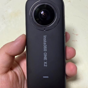 En Stock Insta360s <span class=keywords><strong>ONE</strong></span> <span class=keywords><strong>X2</strong></span> 4K 30fps Pantalla de 1.0" Enfoque Fijo Resistente al Agua Cámara Deportiva Portátil <span class=keywords><strong>360</strong></span> - Product Image 1