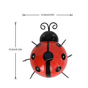 Adorno de Mariquita, 1 Pieza, IP44 Impermeable, Realista, de Metal, para Colgar al Aire Libre, con Luz Solar, Decoración para Patio Trasero o Entrada - Product Image 6