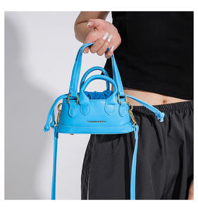 2023 recién llegado, monederos y bolsos de hombro pequeños para mujer, bolsos de mano para mujer, mini bolso de cubo con concha - Product Image 5