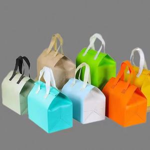 Sac isotherme non tissé avec motif lettres et fermeture éclair, prix avantageux pour la livraison de repas à emporter - Product Image 4