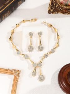 Offre Spéciale femmes Vintage Style or cuivre alliage ensemble à la mode nuptiale fête collier boucles d'oreilles or Zircon chaud pour mariage - Product Image 2