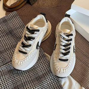 Nouvelles Chaussures Décontractées Respirantes en Maille à Motif Corniche pour Femmes 2025 – Semelles Épaisses et Plateforme à Lacets - Product Image 4