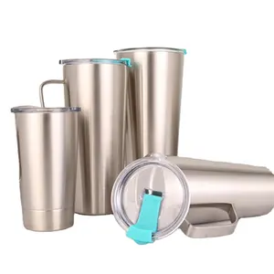 Produttore 12/16/30oz bicchiere vuoto isolato acqua Tumblr tazza in acciaio inox viaggio doppia parete tazza da caffè con manico