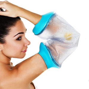 Couverture de douche imperméable post-opératoire avec protection des mains et protection contre les brûlures des pieds/mollets, bottes et chaussettes d'eau - Product Image 2