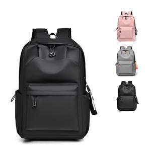 Mochila Deportiva Casual Antirrobo de Diseño Europeo Popular Personalizada, Mochila de Negocios Impermeable con Múltiples Bolsillos y USB - Product Image 1