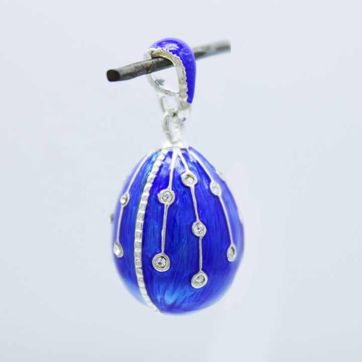 Pendentif Oeufs Style Fabergé Bleu avec 58 Cristaux et sa chaîne
