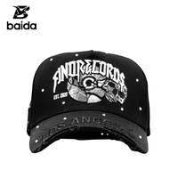 Gorra de béisbol al por mayor de 5 paneles, poliéster/algodón, con bordado 3D de letra B con pedrería, efecto desgastado y estampado de grafiti