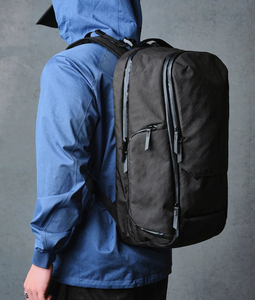 กระเป๋าเป้สะพายหลังสำหรับเดินทางใส่แล็ปท็อป แบบ unisex มีซิป ป้องกันการโจรกรรม GPS กันน้ำ พับได้ 20 ลิตร รับผลิตตามแบบ OEM - Product Image 1