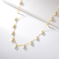 Collar de Plata de Ley 925 con Circonita Rectangular Dorada para Mujer
