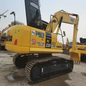 Machine à creuser KOMATSU Japon 2020 ans, 2021 ans, presque nouvelle PC220-8 d'excavatrice KOMATSU à vendre fournisseur d'excavatrice d'occasion 22 tonnes