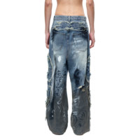 Jean en denim tissé taille mi-haute style graffiti vintage streetwear hip-hop, avec bords bruts et détails troués, ODM, pour toutes les saisons