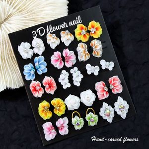 30 piezas de <span class=keywords><strong>flores</strong></span> <span class=keywords><strong>acrílicas</strong></span> hechas a mano decoración de <span class=keywords><strong>uñas</strong></span> diseño de <span class=keywords><strong>flores</strong></span> de mariposa <span class=keywords><strong>con</strong></span> diamantes de imitación encanto Cristal Tallado DIY manicura - Product Image 2