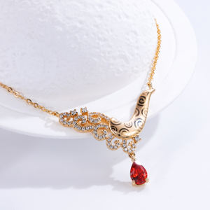 Conjunto de Joyería con Forma de Caballito de Mar Chapado en Oro - 3 Estilos de Collar y Pendientes de Cristal Coloridos para Mujeres, Bodas y Fiestas - Product Image 6