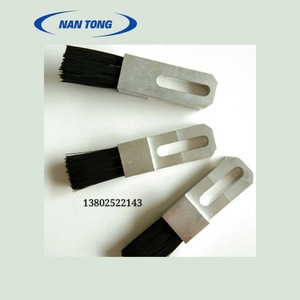 แปรงสำหรับเครื่องพิมพ์มิตซูบิชิ ด้ามจับโลหะ ขนแปรงสีดำ สำหรับเครื่องตัดไดคัทและเครื่องเคลือบบัตร หมายเลขอะไหล่ 11 - Product Image 3
