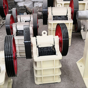 Diesel Engine Gold Ore Small Stone Rock Portable Mobile Jaw Crusher <b>Machine</b> Price - Product Image 6