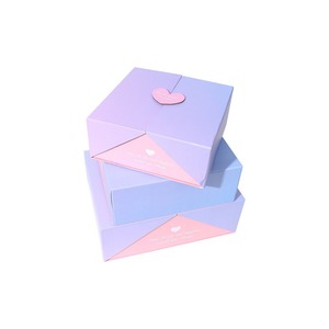 Logotipo de marca de lujo personalizado, ropa con flores rosas, zapatos, joyería, brillo labial, productos de regalo de Navidad, cajas de cartón para embalaje. - Product Image 6