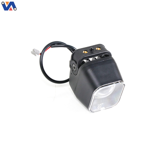 El último éxito de ventas de 2025 6W LED Faro de bicicleta-Super brillante, duradero y fácil de instalar adecuado para la mayoría de los scooters - Product Image 3