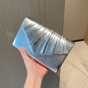 Nuevo Bolso de Mano Cuadrado Pequeño de Moda, Diseño Brillante en Cuero, Bolso de Hombro o Cruzado para Mujer - Product Image 1