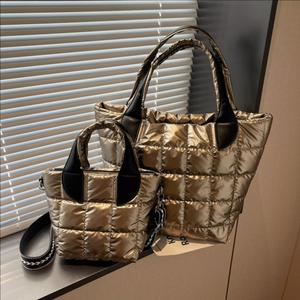 Sac fourre-tout matelassé léger et personnalisé pour femme, petit sac bandoulière en nylon style puffer, vente chaude - Product Image 1