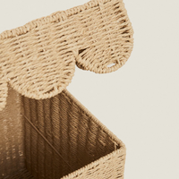 Panier de rangement en rotin naturel tissé à la main adapté pour contenir des accessoires et des articles de cuisine du Vietnam
