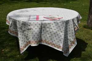 ผ้าปูโต๊ะลายดอกไม้พิมพ์ลายด้วยมือบนผ้าลินิน ขนาด 60x90 นิ้ว ผลิตภัณฑ์ขายส่ง ราคาขายส่ง - Product Image 5