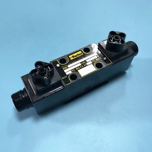 Solenoide de Acción Directa D1VW004CNTW, Tipo Caja de Terminales, Serie D1VW, Reemplazo Original en Stock - Product Image 3