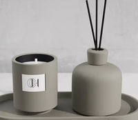 C & H Diffuseur de roseaux en bouteille personnalisé de 150ml Diffuseur de roseaux en céramique véritable pour aromathérapie Ensemble cadeau pour femme