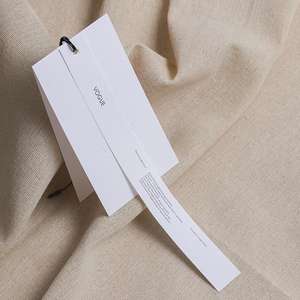 Vente directe d'usine Étiquette suspendue en papier personnalisée spéciale Conception gratuite Étiquette suspendue pour vêtements pour hommes et femmes - Product Image 1