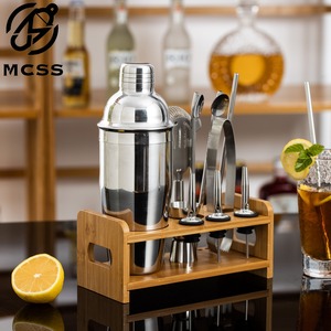 <span class=keywords><strong>11</strong></span> pièces Premium Bar Tool Essentials Home Barman Kit avec métal Martini Cocktail Shaker Set Support en bambou pour Home Bartending - Product Image 4