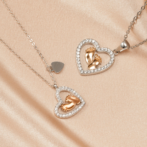 Joyería con Corazón Delicado, Envío Internacional, Video de Marketing HD, Acabado Negro Mate, Revestimiento Ecológico, Ideal para Regalo - Product Image 3