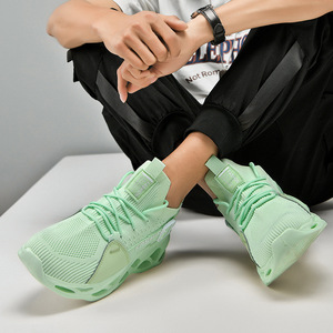 Baskets décontractées pour hommes, style chaussette, à enfiler, tendance printemps-automne, semelle lame, grandes tailles, pour couple, légères, respirantes, avec doublure en maille - Product Image 5