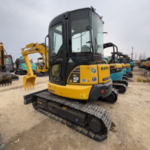 รถขุดตีนตะขาบ Komatsu PC40/PC35MR มือสอง ขนาด 3.5-4 ตัน สภาพดีเยี่ยม ความสามารถในการเคลื่อนที่ที่ได้รับการปรับปรุง - Product Image 1