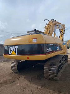 Excavatrice Caterpillar Cat 325, 25 tonnes, avec pompe, godet, attache rapide et brise-roche - Product Image 5