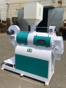 Máquina blanqueadora de arroz de baja temperatura TQN128 de 2.5-3.5T/H con rodillos de hierro y <span class=keywords><strong>esmeril</strong></span> - Product Image 3