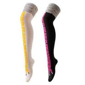 <span class=keywords><strong>Calcetines</strong></span> Divertidos <span class=keywords><strong>de</strong></span> Dibujos Animados con <span class=keywords><strong>Patas</strong></span> <span class=keywords><strong>de</strong></span> <span class=keywords><strong>Pollo</strong></span> para Niña, Medias Transpirables <span class=keywords><strong>de</strong></span> Jacquard por Encima <span class=keywords><strong>de</strong></span> la Rodilla, para el Hogar, Fitness, Tendencia <span class=keywords><strong>de</strong></span> Instagram - Product Image 5