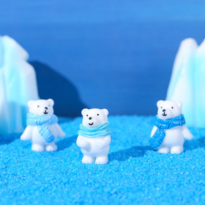Figuras de Resina de Oso Polar con Bufanda Azul, Decoración en Miniatura para el Hogar, Adornos Artesanales - Product Image 1