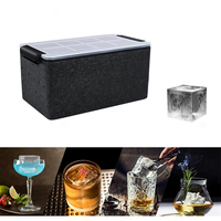 Bac à glaçons en silicone de qualité alimentaire noir/bleu de 2 pouces, fait 8 grands glaçons carrés, accessoires de bar écologiques, cadeau d'Halloween pour hommes